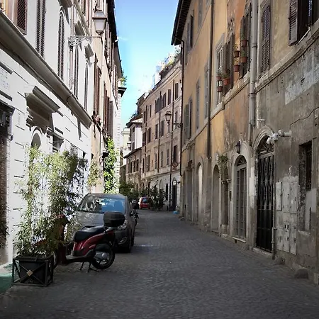 Madonna Dei Monti Daire